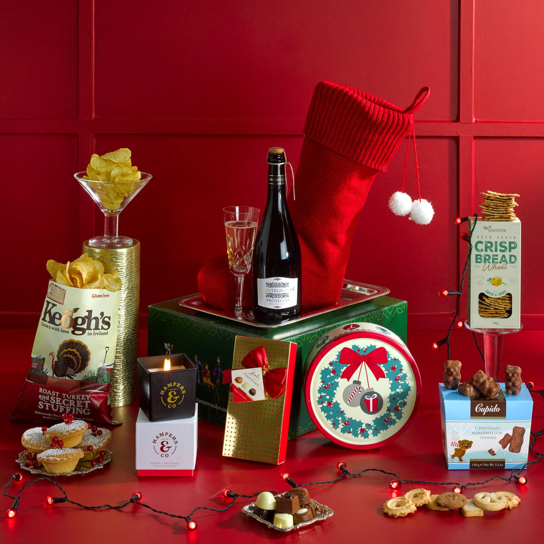 Hampers &amp; Co's tweet - &quot;Wow week 9 of our #12hampersofchristmas giveaway, we are getting close