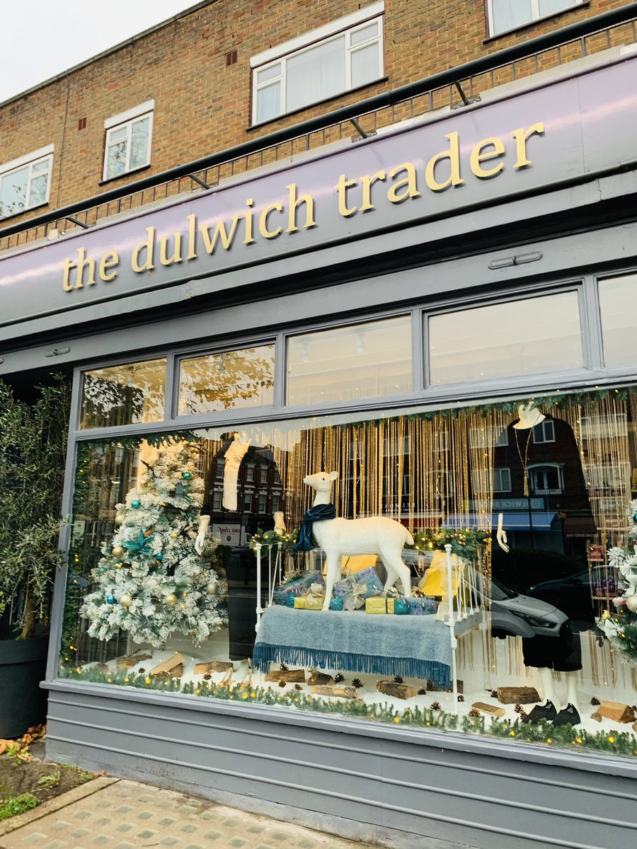 lovewestdulwich's tweet photo. It’s #SmallBusinessSaturday so please come down and support our independent shops and businesses in West Dulwich. Thank you 😊 photos of @Wigwamfamily @rigbyandmac @DulwichBakery as well as Chapter Barbers enjoying our Christmas Fair #lovewestdulwich #westdulwich https://t.co/A3V8PdWLZb