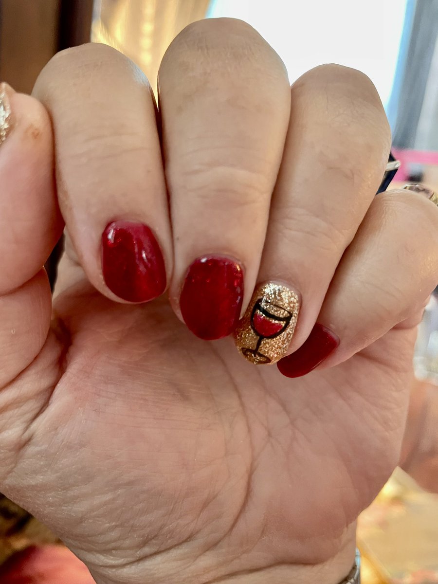 luigilatte500's tweet photo. @SaturdayKitchen  inspired by Helen a few weeks ago I got my wine glass nails done yesterday https://t.co/vaUH3j17pz
