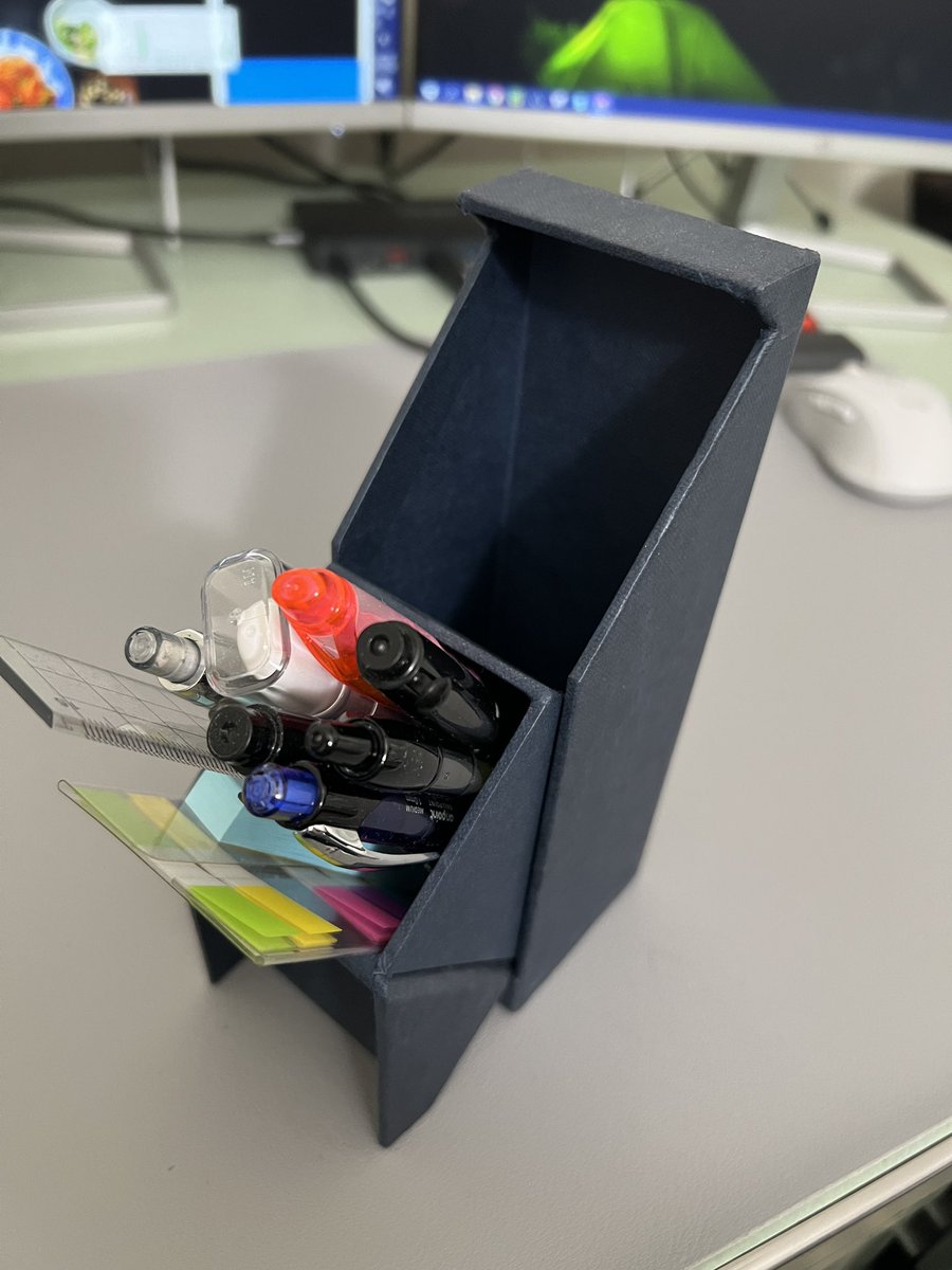 himaprogram's tweet photo. 昔に買ったナカバヤシのライフスタイルツールボックスが、ルービックキューブにぴったりの大きさすぎて感動した。 https://t.co/VR2AEbyDSf
