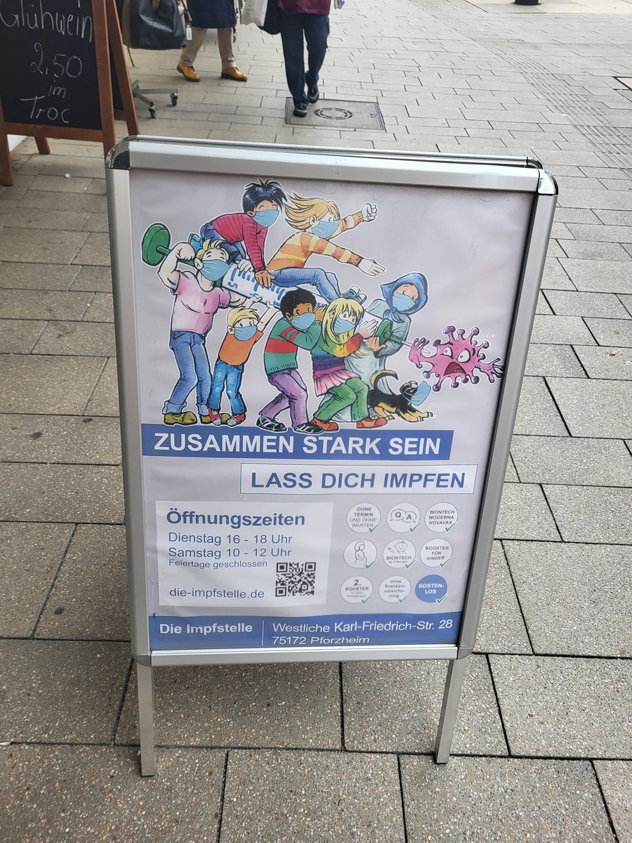 LivDisir's tweet photo. Den Mann in der #Impfstelle #Pforzheim abgeliefert, ich bin dann mal im Buchladen gegenüber 😷😀 https://t.co/AKxJ8nKIMr