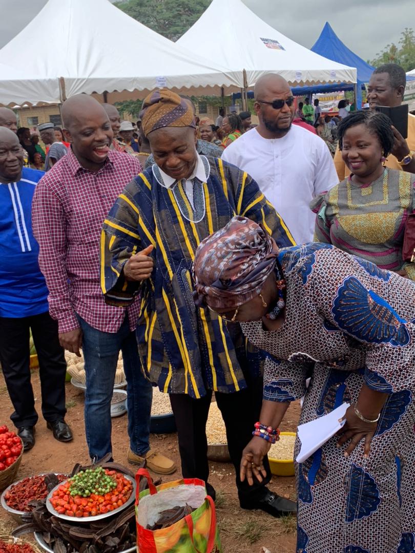 StephenNtim's tweet photo. Yesterday, 2nd December, 2022, l joined the chiefs and people of Dumasua in the Bono Region to celebrate the 2022 National Farmers' Day on the theme, "Accelerating Agricultural Development through value addition."

Ayekoo to our farmers and fisher folks. https://t.co/iIXPBUfBpi