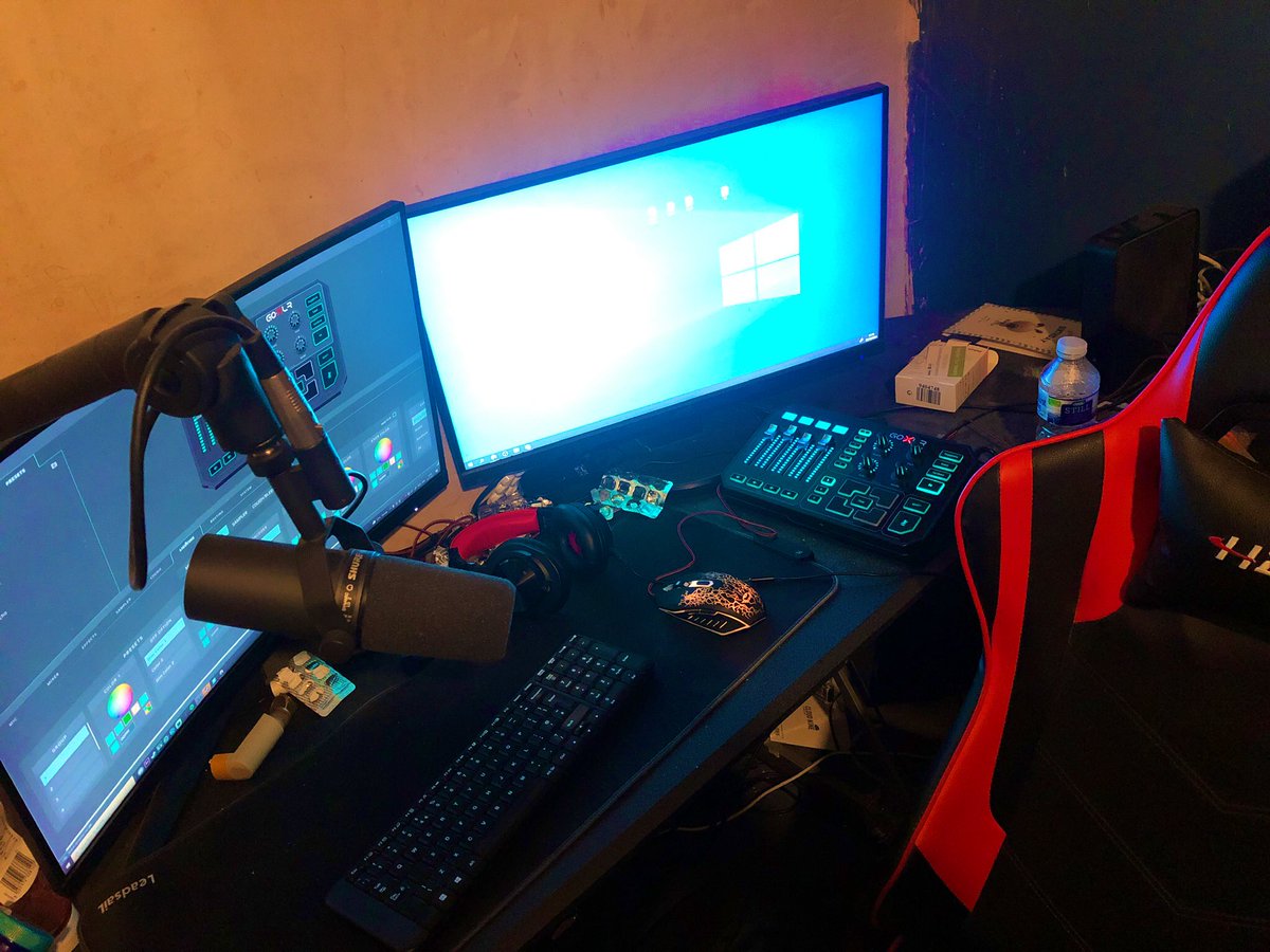 Not the cleanest of setups but we moving.