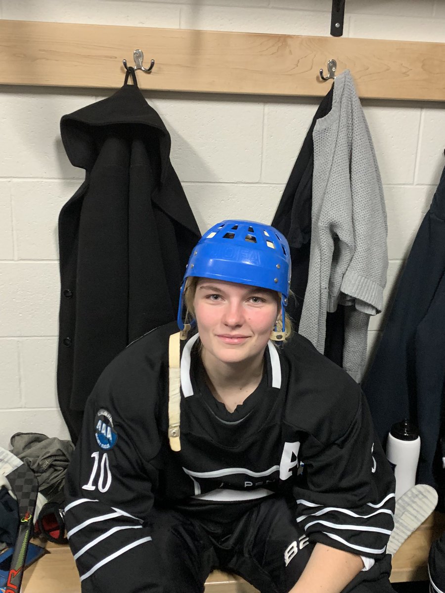 Win for Tripen over Central in Game 1 in Harbour Grace 9-1. Go Tripen Go! <a href="/nl_femaleAAA_AA/">Hockey NL AAA/AA Female 🏒</a> Player of the game our goalie #1 Brooklyn Drover. And Simple the best award went to #10 Aliya Sheppard. ❤️🏒🥅