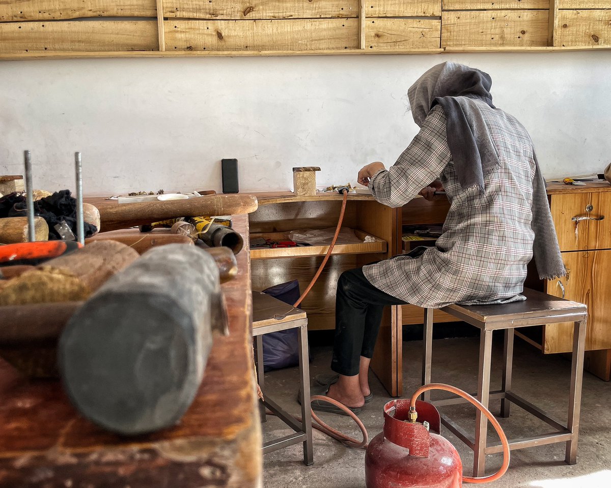 CunninghamCSky's tweet image. Earlier this year we returned to Afghanistan to film a documentary about life under the Taliban, and what it means to be a woman living in this repressive theocracy. It comes out today on Sky Documentaries, give it a watch! With @AlexCrawfordSky @TSculthorp Jake Britton and Fazel