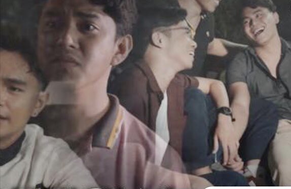 boys_passion's tweet photo. ❗️New #FilipinoBL on #BrightAPlusEntertainment today with Si Andy Si Lauren O Si Peng Pilot Ep
Coming 👉 https://t.co/fBBqpGMUNz
GREY RAMOS as Peng Magbanua
RR ROQUE as Andy Magbanua
ARJAY RAMOS as Lauren Magbanua
TIM TUPPIL as Coby Garcia
#SiAndySiLaurenOSiPeng #ALP #BAEplus https://t.co/aEIfgmOdGQ
