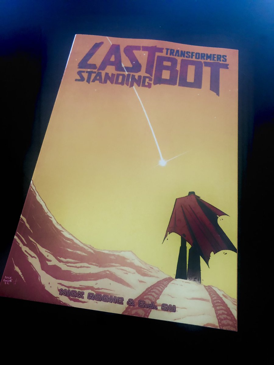 DoubleZCreative's tweet photo. It’s in! @TheBigBang_
Copies of our pal @NickRoche superb collected edition of #Transformers #LastBotStanding @IDWPublishing https://t.co/48Q82cihiL