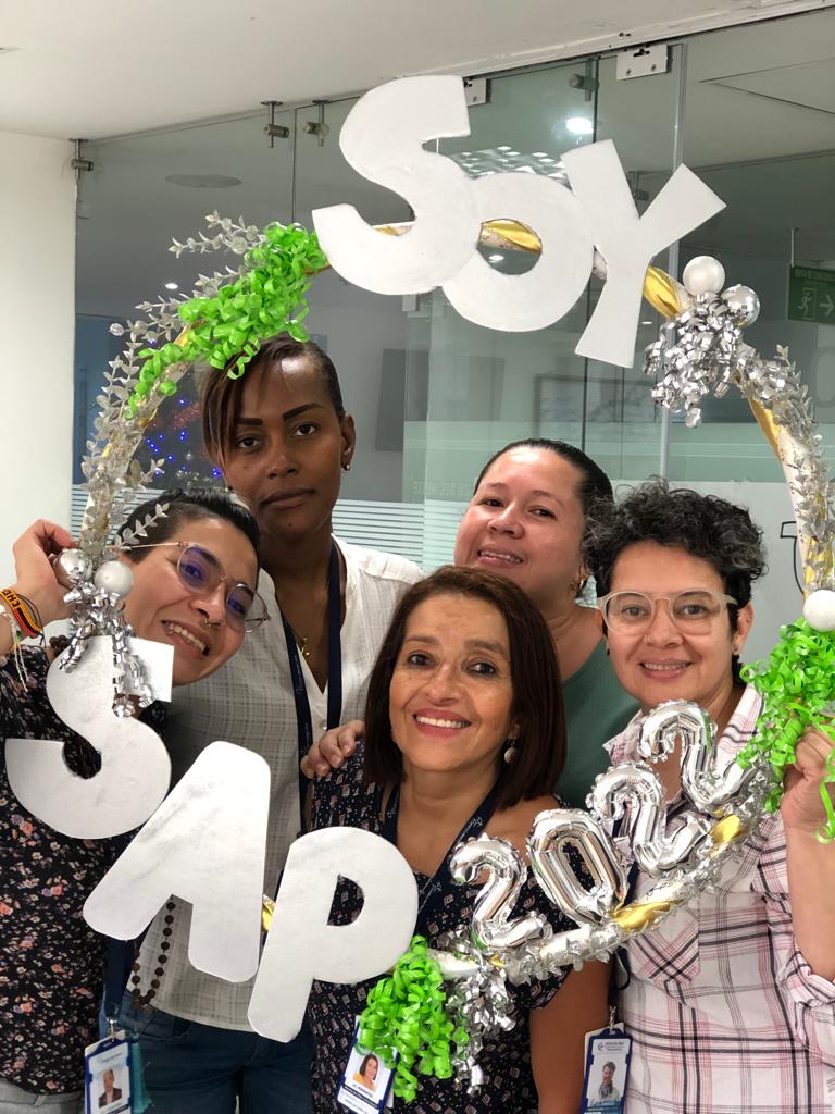 facultadecsUCN's tweet photo. Este pasado viernes 2 de diciembre, compartimos  con todos los participantes del proyecto SAP (Servicio de Apoyo Pedagógica), liderado por @SoyUCN para la @GobAntioquia. 
A todos estos profesionales que  cambiaron vidas y acompañaron familias. 
#MuchasGracias https://t.co/zAUFp5s26y