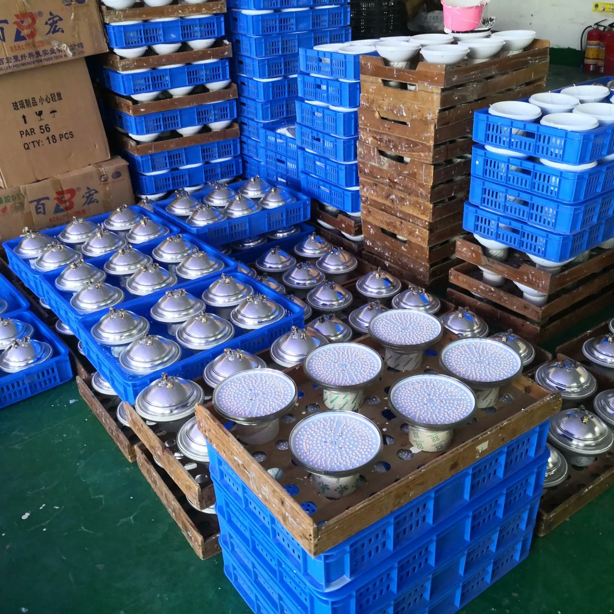 Do you need help some Pool Lights Underground Lights? Welcome to enquiry about us. 
WhatsApp&amp;WeChat:  +8613168568972.