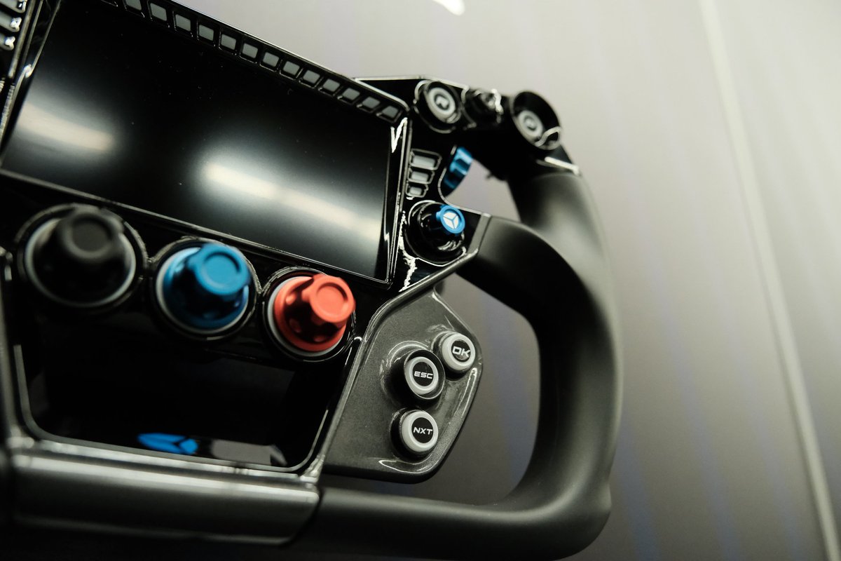 Cube Controls tweet media