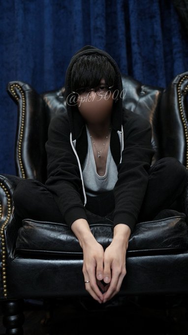 俺とお前だけの秘密。  #手フェチ https://t.co/NP0ZnwO1Ib<a href="/tag/%E6%89%8B%E3%83%95%E3%82%A7%E3%83%81"class="tags">#手フェチ</a>