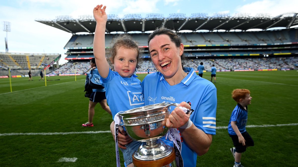 dublinladiesg's tweet photo. ICYMI .. Dubs legend @LyndseyDavey announced her IC retirement today 😢

All Ireland SFC 🥇🥇🥇🥇🥇

Leinster SFC 🏅🏅🏅🏅🏅🏅🏅🏅🏅🏅🏅🏅🏅

All Stars ⭐️⭐️⭐️⭐️⭐️

NFL (Div 1 &amp; 2) 🥇🥇🥇🥇

O’Connor Cup 🎖️🎖️🎖️

📖 👉🏻 https://t.co/aPAFMist5h

#DublinLGFA #COYGIB #UpTheDubs https://t.co/hB2TuyaeFr