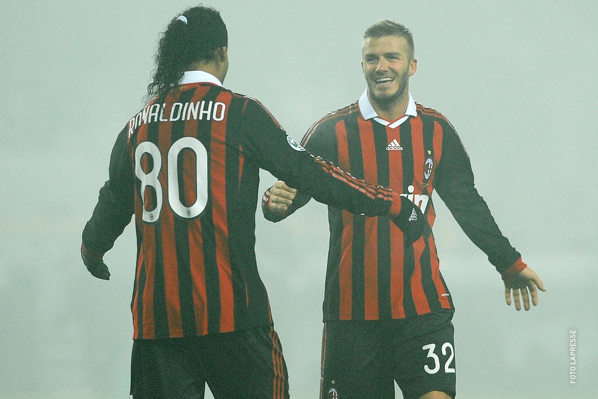 🎵 I'd sit and reminisce, thinkin' of bliss and the good days 🎵