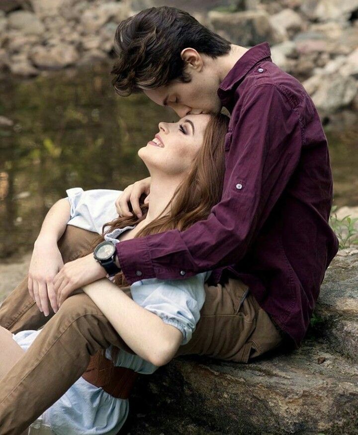 AmedeeAlexandre's tweet photo. Esos momentos dónde se agradece por todo lo encontrado y por todo lo recibido

Que en tu camino encuentres 
esa dicha que brinda el amor

Solo a los soñadores, a esos seres ilusionados en esperanzas para toda la vida. https://t.co/y5yXtOGHNh