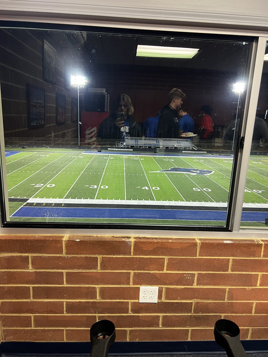 Layton Davis (@laytondavis4) on Twitter photo Had an awesome official visit with LWC🔵⚪️! Thank you to <a href="/CoachKleckler/">Phil Kleckler</a> @Coach_CotterLWC and the rest of the coaching staff! Had an awesome official visit with LWC🔵⚪️! Thank you to <a href="/CoachKleckler/">Phil Kleckler</a> @Coach_CotterLWC and the rest of the coaching staff!
