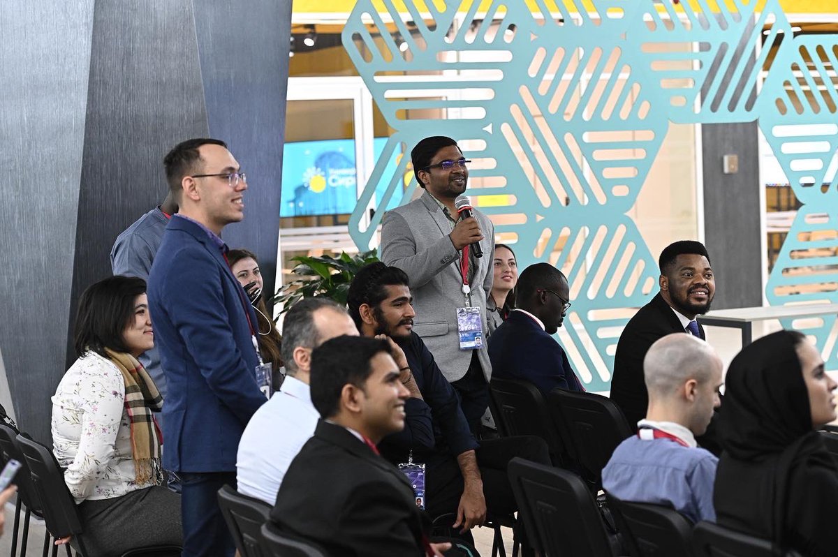 Friends for Leadership tweet media