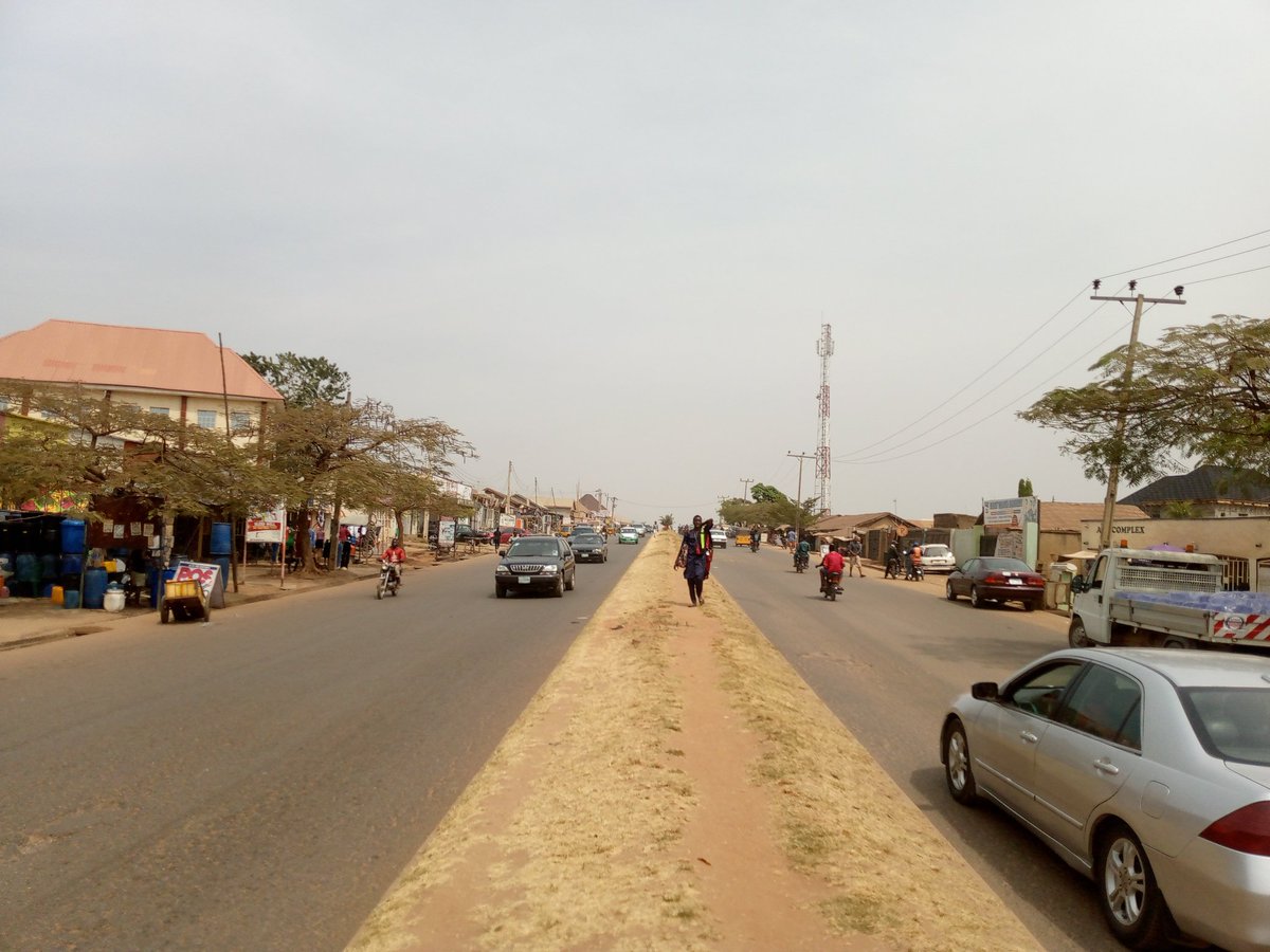 trafficbutter's tweet image. "@Austynzogs: 12h10: Jikwoyi-Karu Road, Nyanya Abuja #AbujaTraffic
