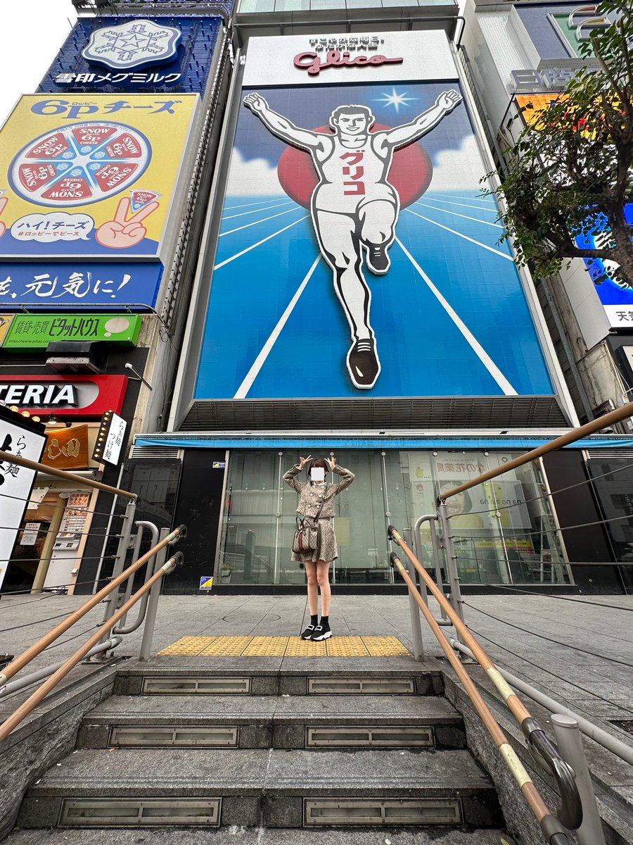 MAMA( •̤ᴗ•̤ )🏆他界隈映り込んでてすみません()ギュさんの真似っ子したよ〜🐨🌟レカペで時間拘束されすぎてお約束してた子たち会えなかった(  •̥-•̥ )ごめんなさいいい