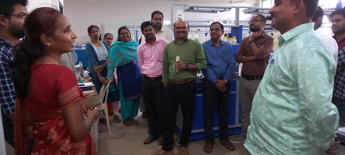 DO Mdm CHITRADURGA Visited IISC campus and interact with our dept trainees