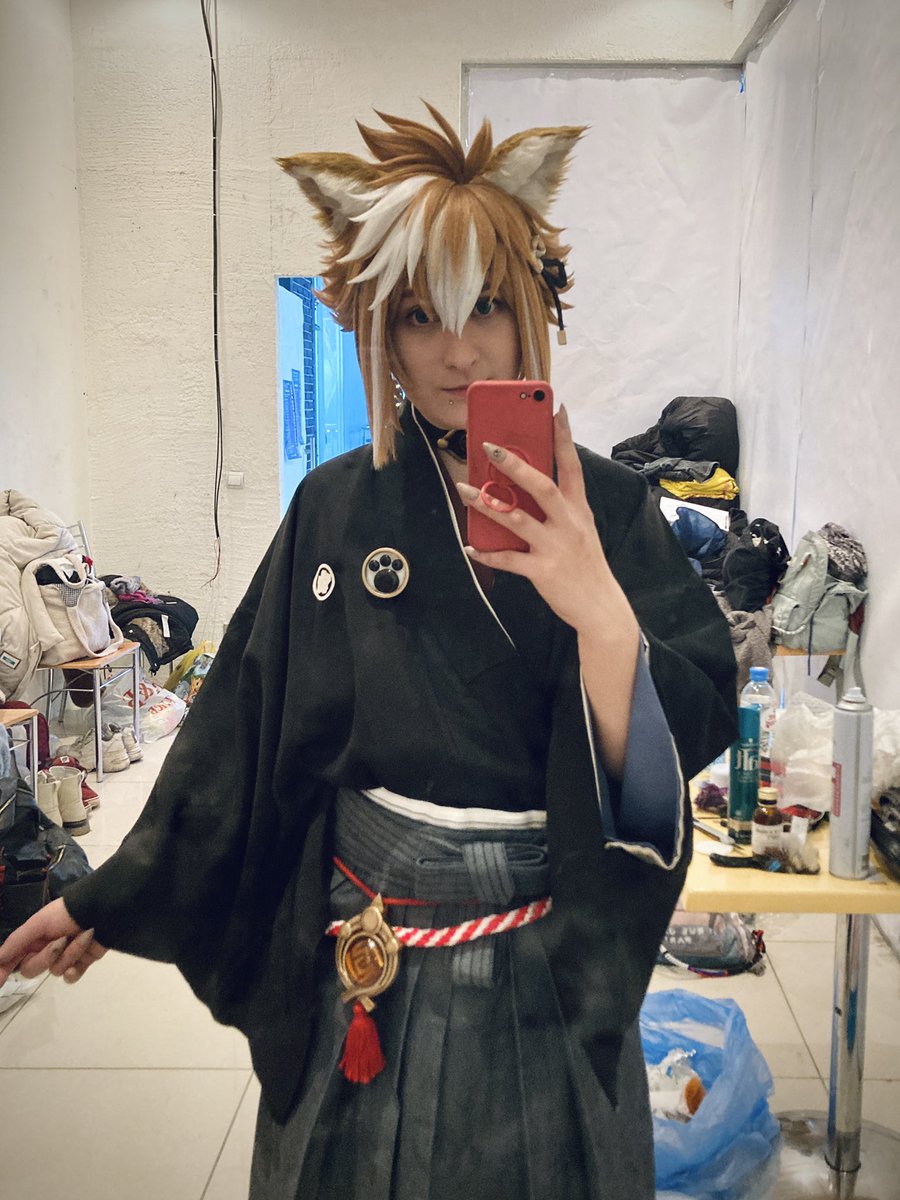 В предверии баннера :)
Мои первые уши и хвост. Пепакура меня просто спасла, спасибо  <a href="/TaviCosplay/">TaviCosplayProps</a> 
✨🐕🦴
Божечтвенный парик который вытягивает на себе всё <a href="/Renton_Torston/">Renton Torston</a> 
Одела меня <a href="/Wardochka/">Железобетонная ஐ Вардень</a> 
Фото с фестов даются мне плохо :(
#GenshinImpact #GOROU