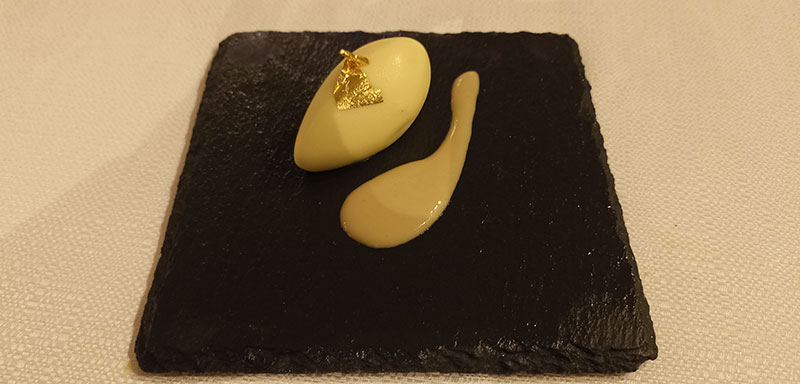 Bluarte1's tweet photo. #LagodiGarda #RistoranteCasaliva #AstoriaResort piacere #gourmet e deliziosa arte #pasticcera https://t.co/Y2z0E8Kzwt https://t.co/D1qo6ydjxt