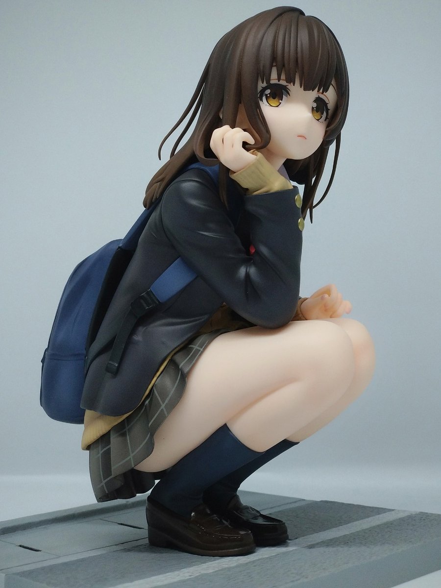 ひげを剃ったら女子高生が届いた
しかし沙優ちゃんアニメからそのまま出てきたのかって出来でめっちゃ可愛い 