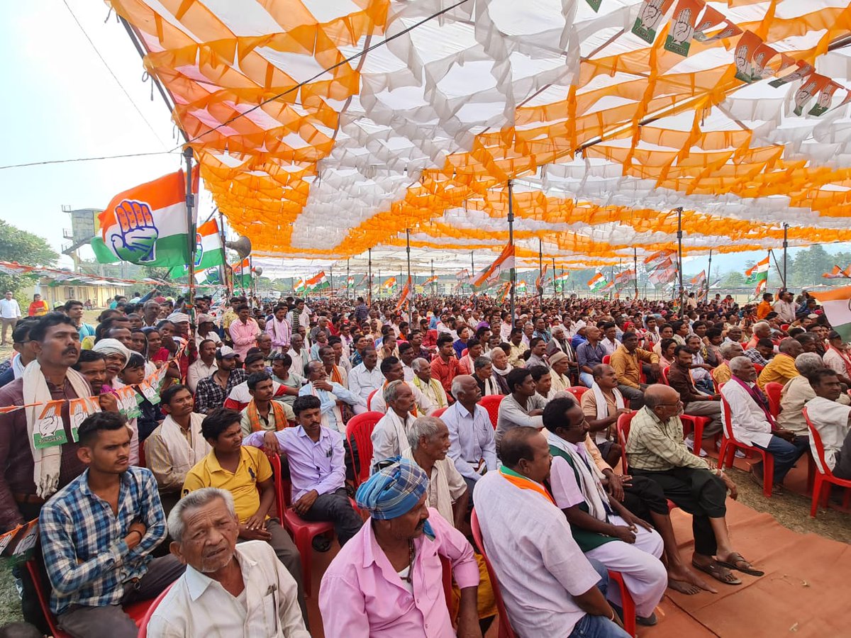 भानुप्रतापपुर विधानसभा उपचुनाव में कांग्रेस प्रत्याशी श्रीमती सावित्री मंडावी जी के समर्थन में कोरर में आयोजित विशाल जनसभा में यशस्वी मुख्यमंत्री भूपेश बघेल जी के साथ उपस्थित रहा। 

#जीतेंगे_भानुप्रतापपुर