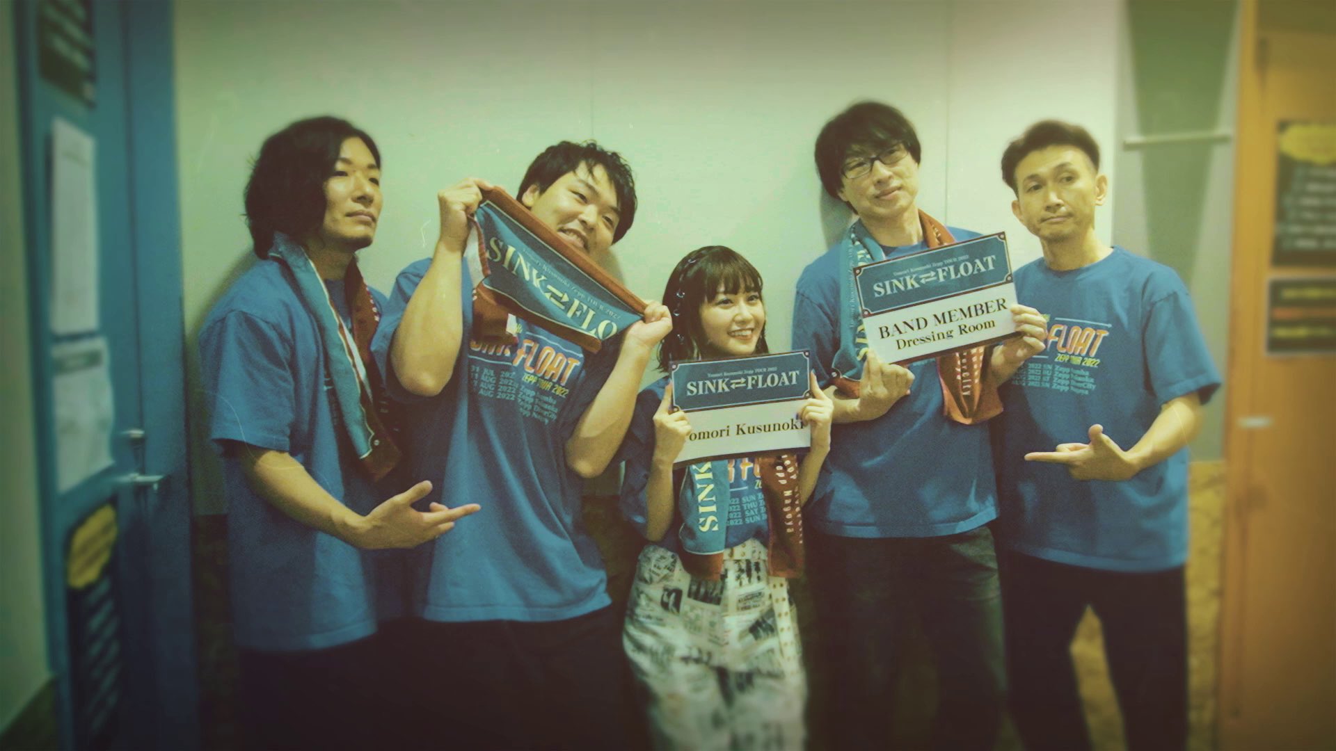 楠木ともり/Tomori Kusunoki Zepp TOUR 2022『SI… ライブレポート】初のライブツアー“Tomori Kusunoki Zepp TOUR