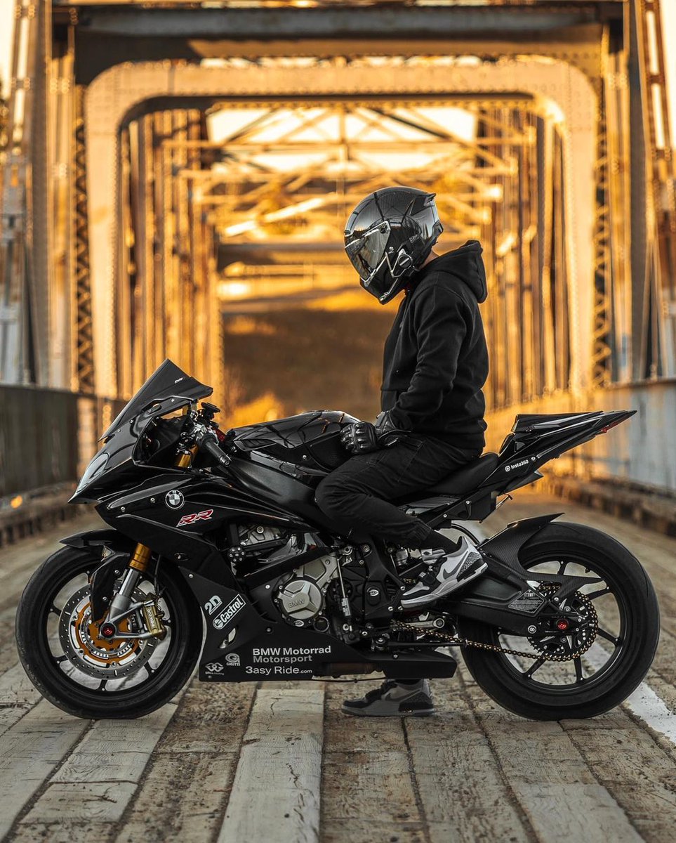 MoreMotorcycles's tweet photo. BMW S1000RR https://t.co/DyXklB7N3X