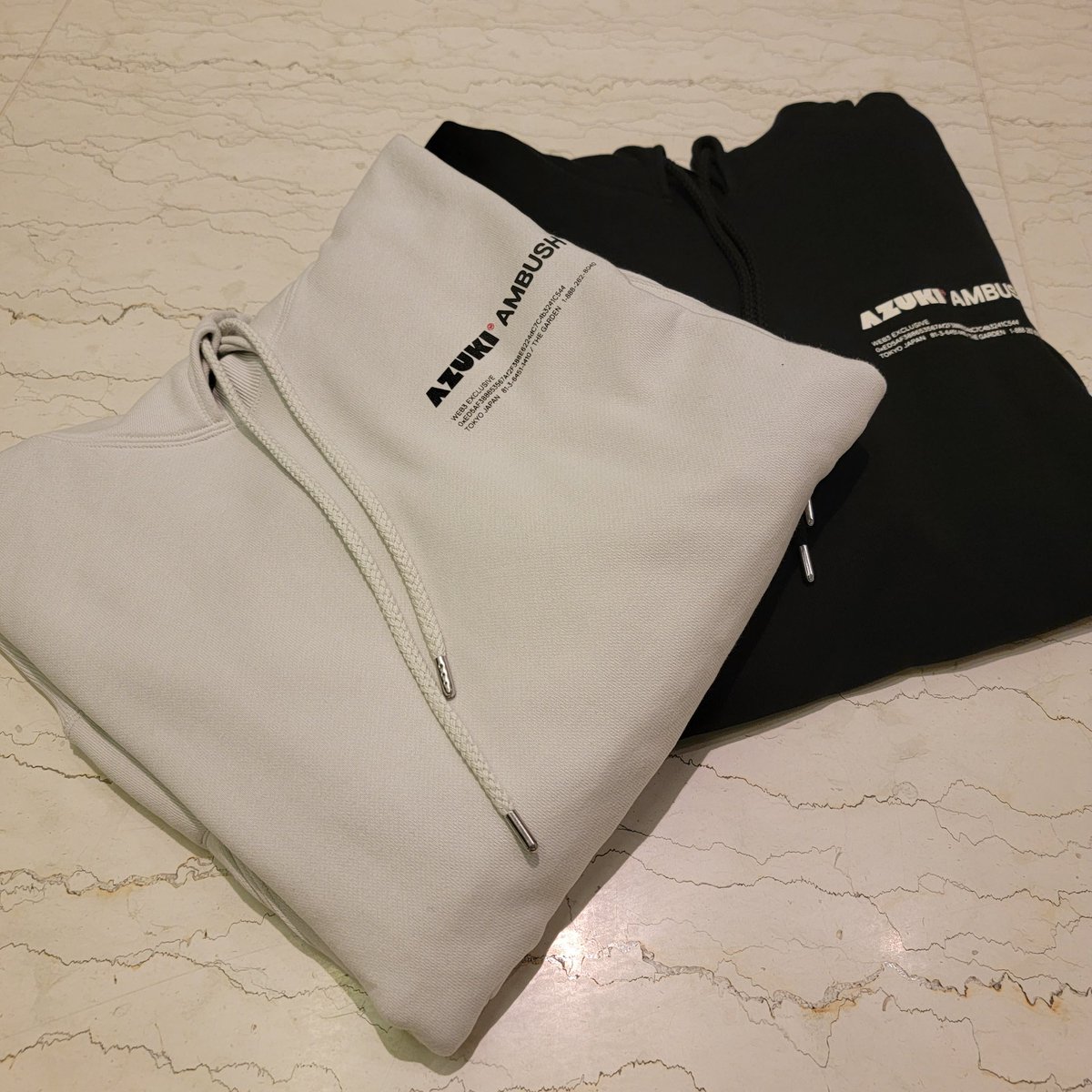 ZerozNFT's tweet photo. Wow, the Azuki x AMBUSH hoodies and pendants showed up today.. Didn't expect to receive them so quickly... Love them! 🔥⛩️

@AzukiOfficial  @ambushdesign 

#nfthk #nftcollector #azukiNFT #Azuki #ambushdesign #phygital https://t.co/2gSb7cHYXw