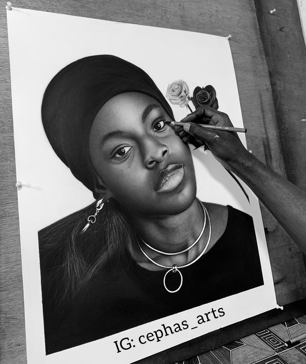 cephas_arts's tweet photo. I presented a beautiful charcoal drawing to @korty_EO .🤩

Kindly retweet.🙏

#ASUU #FIFAWorldCup2022 Referendum Big Wiz #BiafraExit Olaiya Igwe #IPOB Baddo Pastor Paul My President Anambra Akpororo MC Oluomo Amin Mohammed Instablog Dunsin Oyekan More Ego Ghanaians Vector Chinwo https://t.co/pub66ljJto