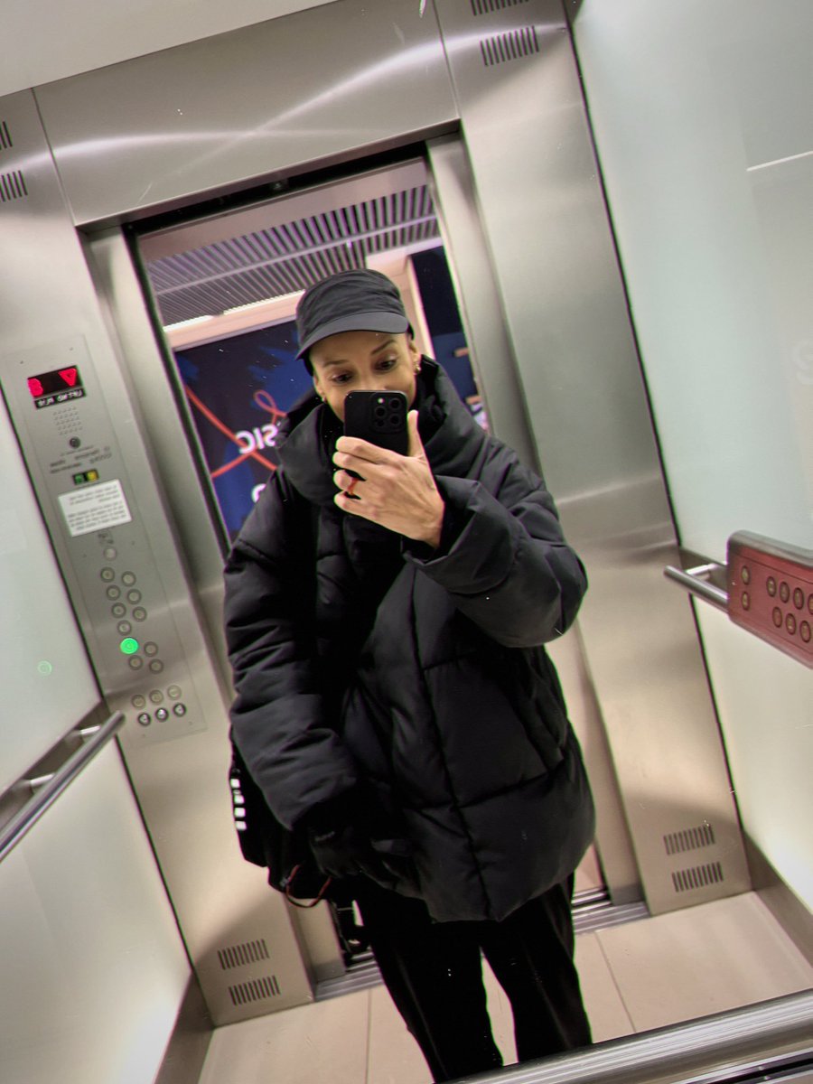 AdeleRoberts's tweet image. Not all disabilities are visible. 

So proud to be on @BBCR1 this morning representing the wonderful #ostomate community.

Happy International Day of Persons with Disabilities to our gorgeous listeners and their families. 

Thank you for such a brilliant show 
🥰🫶🏽

#IDPWD2022