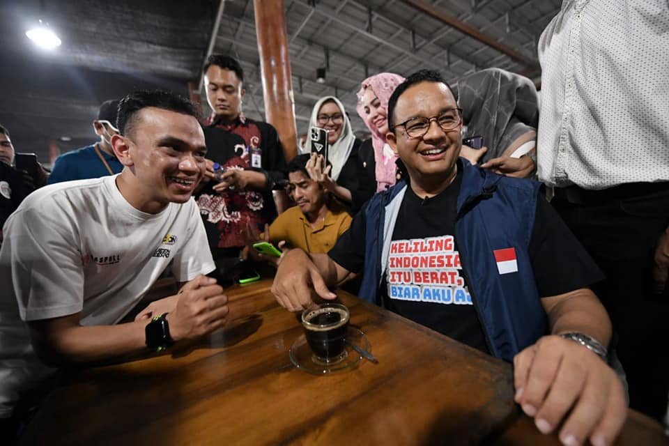 Ngurus Indonesia itu berat, biar <a href="/aniesbaswedan/">Anies Rasyid Baswedan</a> saja
