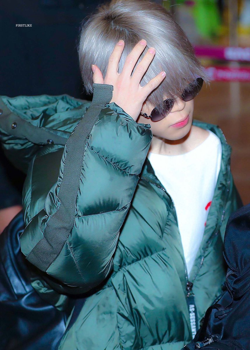 FIRSTLIKE_'s tweet photo. 181221
#지민 #JIMIN #방탄소년단  #BTS https://t.co/tbXwnB1D0I