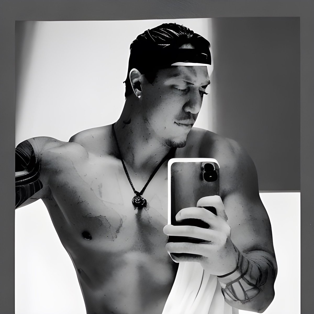 _MattTaylor's tweet image. These came out cool as fuck. #AI #lensa #gay