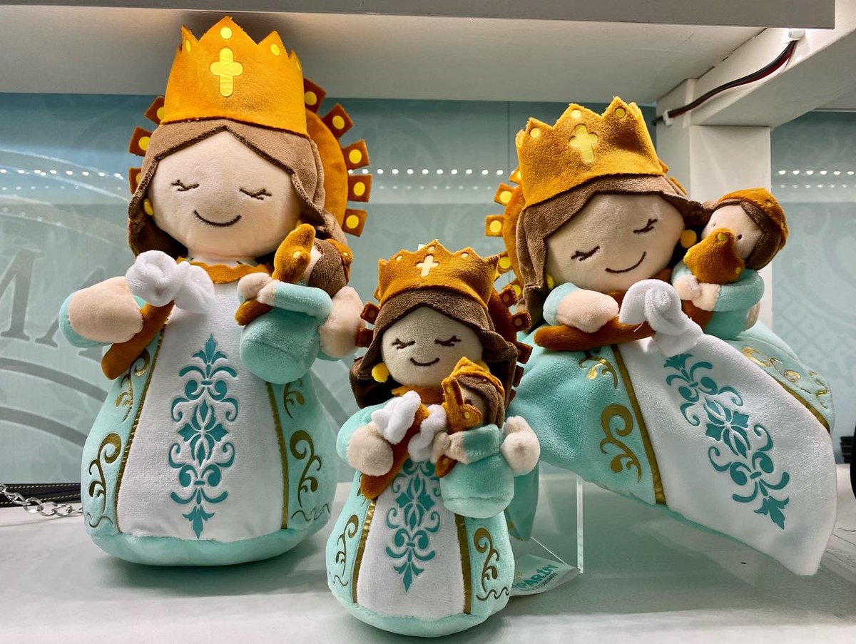 MuseoSeda's tweet photo. En la tienda del museo tenemos estos peluches tan especiales de la Virgen de los Desamparados 😍

👉🏼 Visítanos y llévate el peluche grande, el pequeño o el doudou. Es ideal para los más pequeños de la casa ☺️

#Valenciaesseda https://t.co/eOYHbuVPfQ