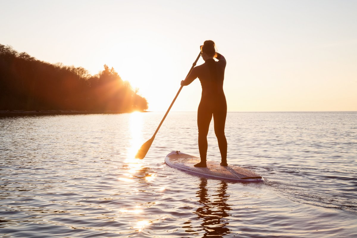 Can you paddle board in the UK in winter? Yes! But there's some precautions you need to take to keep you and your family safe. Read our tips ⬇️ rpst.page.link/VLjD #UKwintersports #SUPlife