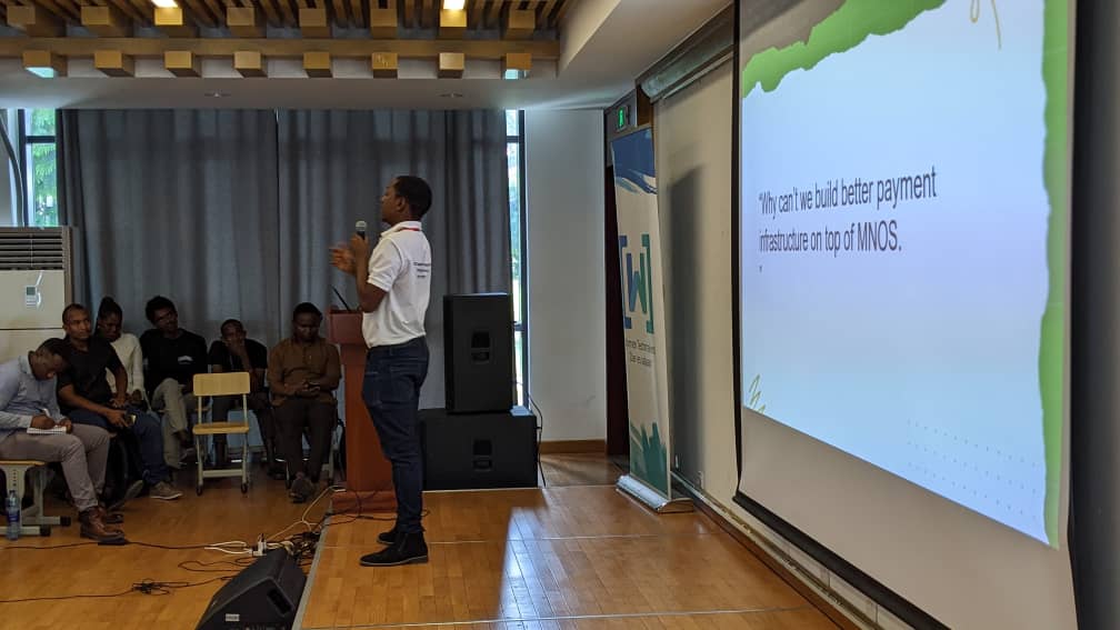 karimnyumba's tweet photo. Before lunch we had a wonderful presentation from @kylemutta, an entrepreneur and the CEO of OcApp.
His drive to transform the #Tanzania dev community is inspiring, particularly by focusing on solving local problems with a global mindset as @justinecodez insisted. https://t.co/GXu8SbUSpG