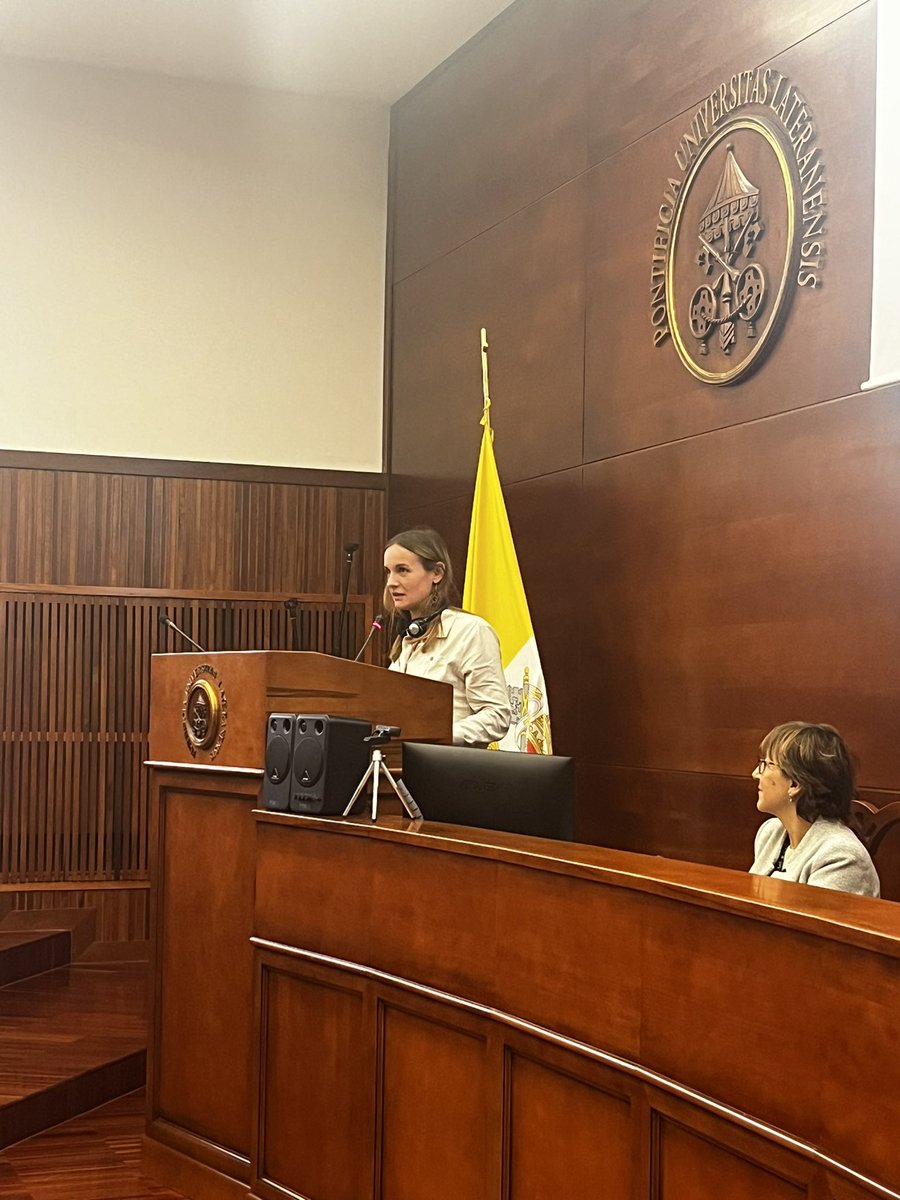 Doniadok's tweet photo. Merci @francovaccari0 le Président de @rondinenobel un lieu de #paix qui accueille des jeunes « ennemis de guerre »pour un programme de réconciliation pendant 2 https://t.co/SVpncuKIZv preuve de la force de l #education &amp; de la formation pour dépasser le ressentiment et la haine. https://t.co/TwhbAmAPyM