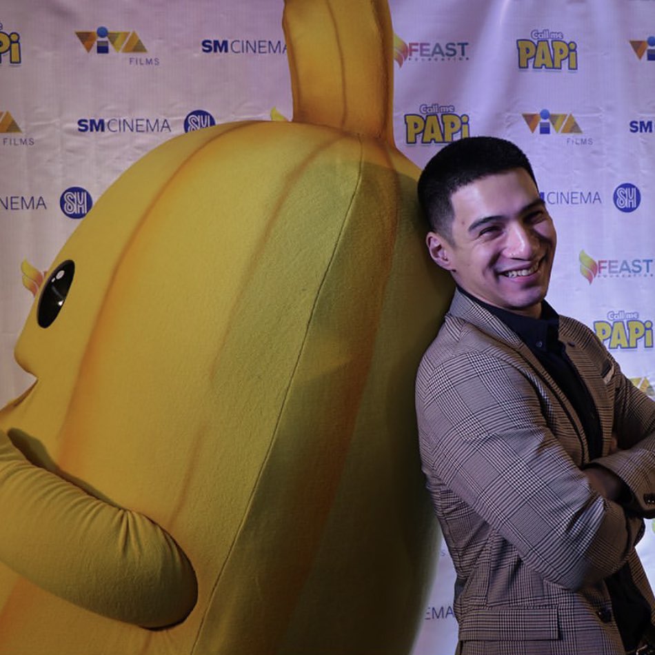 albieconcepts's tweet photo. why so cute alans 🍌🌝 https://t.co/Z2bZ19fKdV