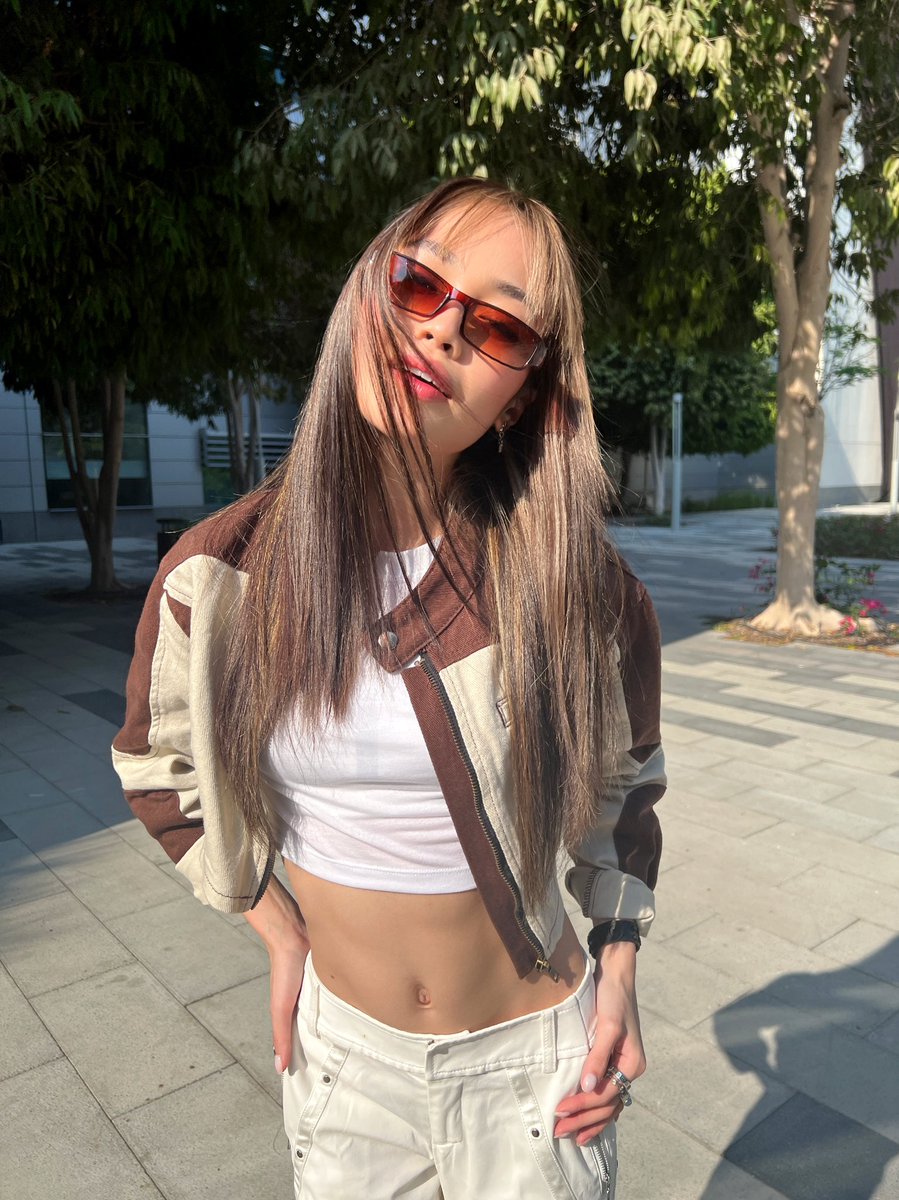 BonifacioAc's tweet photo. here is me in dubai https://t.co/NPbDCt967O