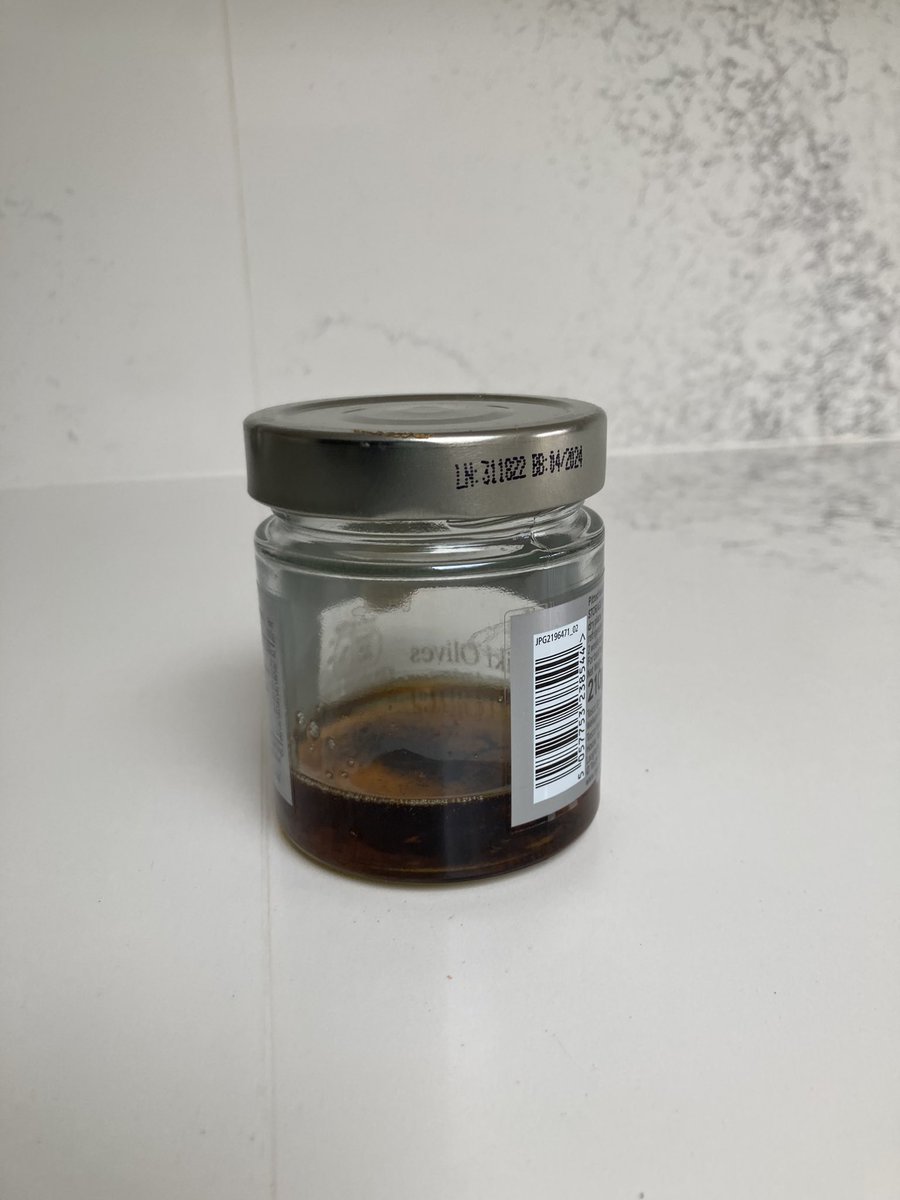 tlv2lhr's tweet photo. Everyone should have a fat jar. Do not put oil or fat down the sink. Do not contribute to the #fatberg in London sewage pipes. Just throw jar away when full. #fatjar https://t.co/Ku1lBJvhJJ