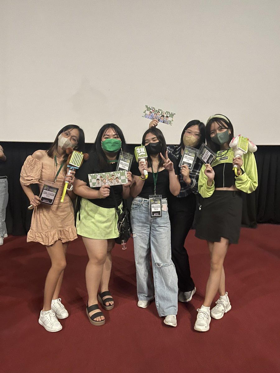 InADreamSMDasma's tweet photo. This is @JAEMIPITY speaking. I would like to thank everyone who participated in our block screening !! We may all see each other once again on TDS 2 in Manila 💚 Especially to my co-organizers  @halfsunskie, @theohcanada @jenojaemails @inhcbar 
this would not be possible— https://t.co/GYzuMHQxoW