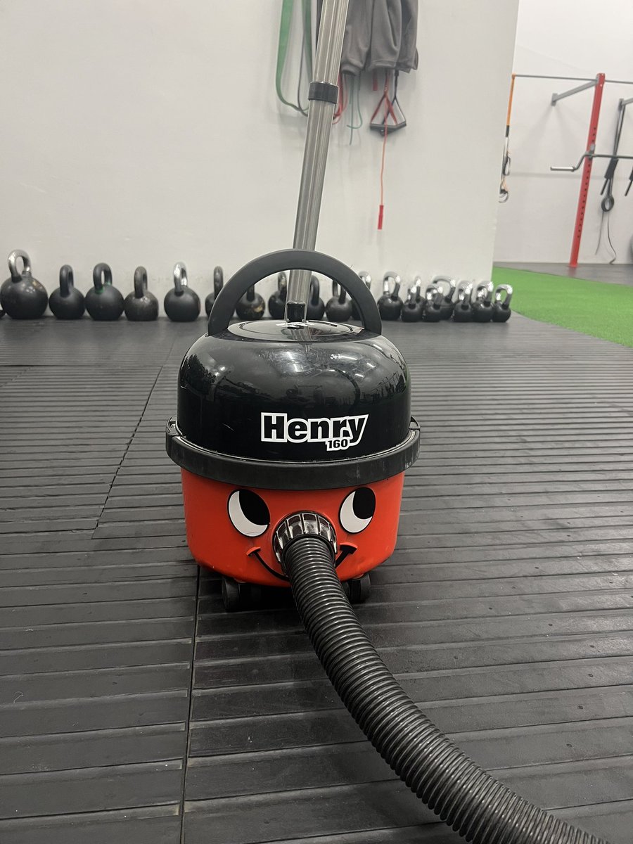 Todays workout partner, wish I was this smiley after training! 🧼🏋️‍♂️💪😂