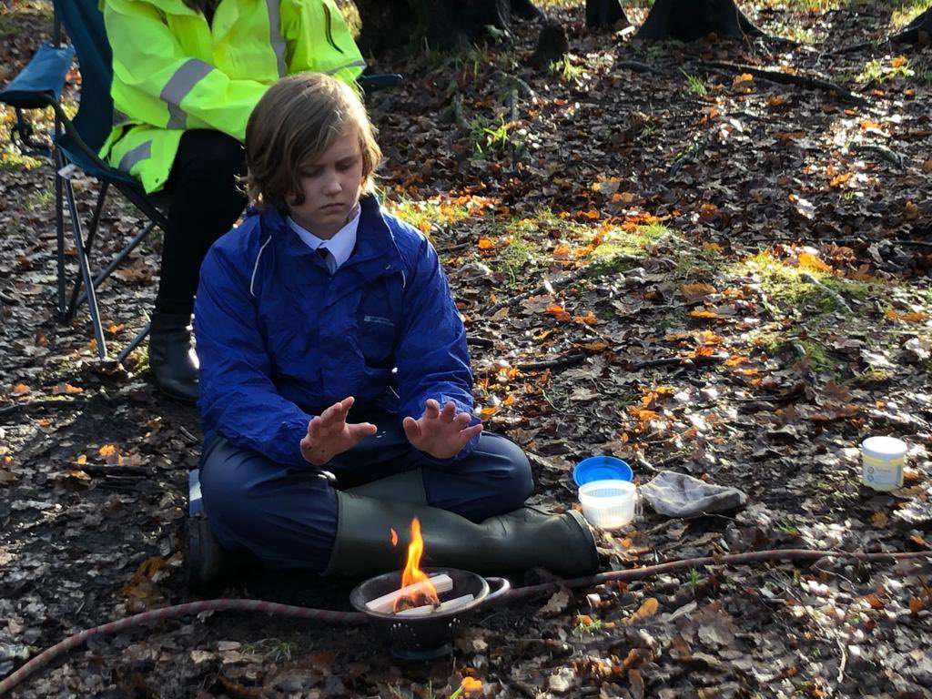 TheHiveStBen's tweet photo. @StBenedictsPS @GlasgowNurture afternoon group sessions with Clare from @TCV and Seven Lochs Partnership🌳🌿 creating fire 🔥 https://t.co/183vSkALXq