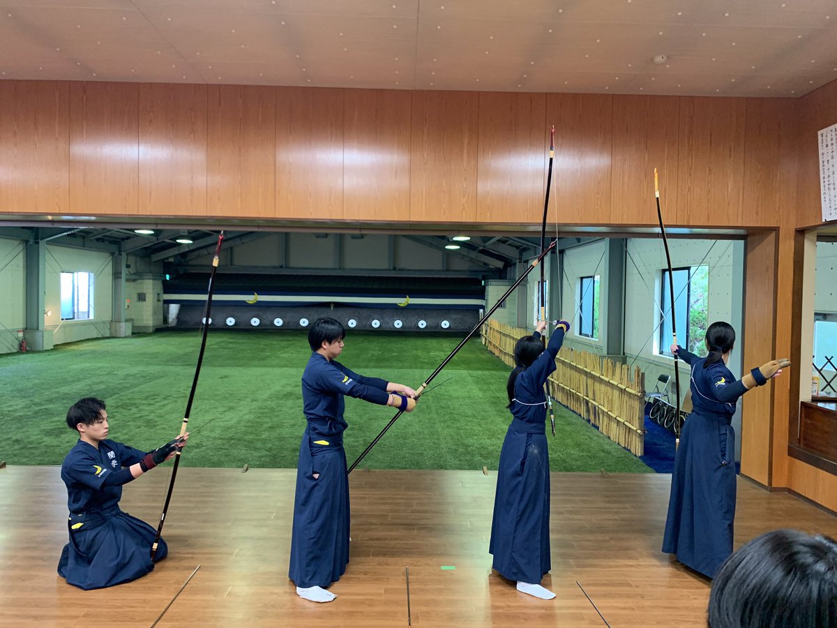 本日は部内戦を行いました。
今年1年の集大成を学年別で競い合いました。
明日は納射会を行い、まもなくシーズンオフに入ります。