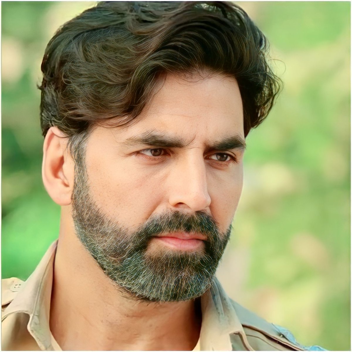TheTeamIBO's tweet photo. India's Biggest Action Superstar
#AkshayKumar 

Note:
No one can match even 1% in action https://t.co/SYOn6ILFqx