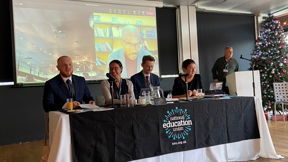 Powerful specialist panel from the @NEEChamber <a href="/IPPRNorth/">IPPR North</a> @MaryBoustedNEU &amp; Leicester University discussing the need for secondary assessment reform to prepare young people for the world of work and give them life skills they need to fulfil their potential <a href="/NEUnion/">National Education Union</a> <a href="/AssessmentEra/">NewEraAssessment</a>