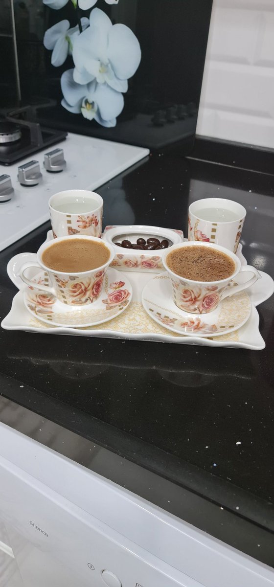 savior_angel26's tweet photo. Hafta sonu kahvesi..
#mirvari https://t.co/w0sQfpjCg0