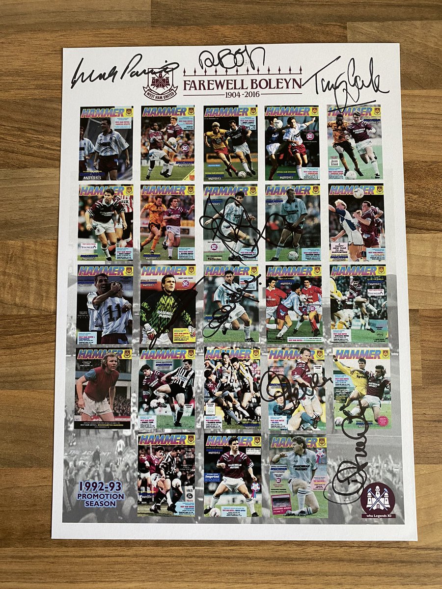whulegends_XI's tweet image. *GIVEAWAY*
Following on from last nights event I am giving away a signed A4 print of the programme covers from the 92/93 season. It’s signed by 8 players Parris,Bish,Gale,Ludo,Morley,Speedie,Holmes and Breacker ⚒
To enter simply like &amp;amp; RT and I will do the draw Tuesday morning